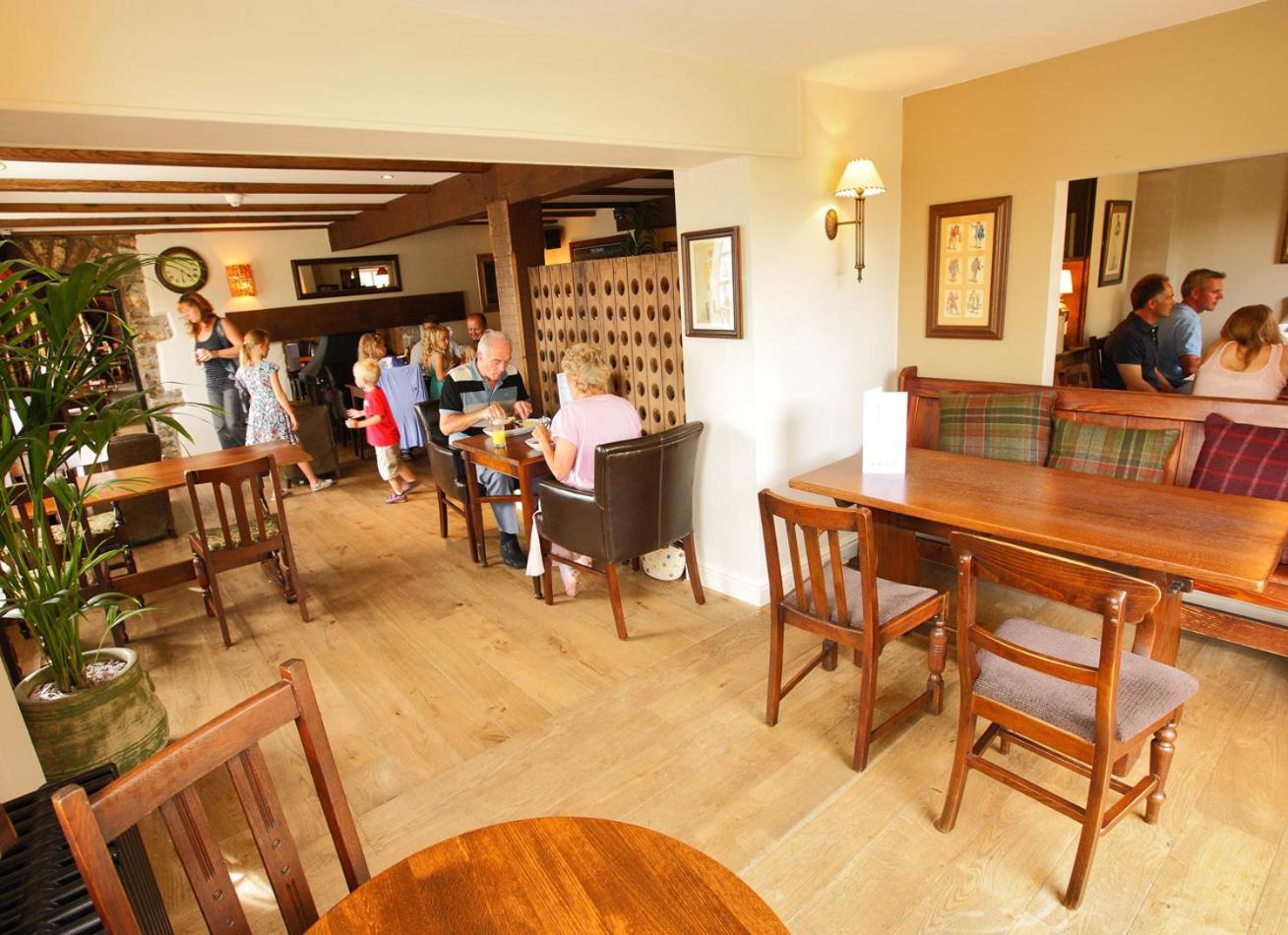 Rose And Crown Hotel Porthcawl Buitenkant foto