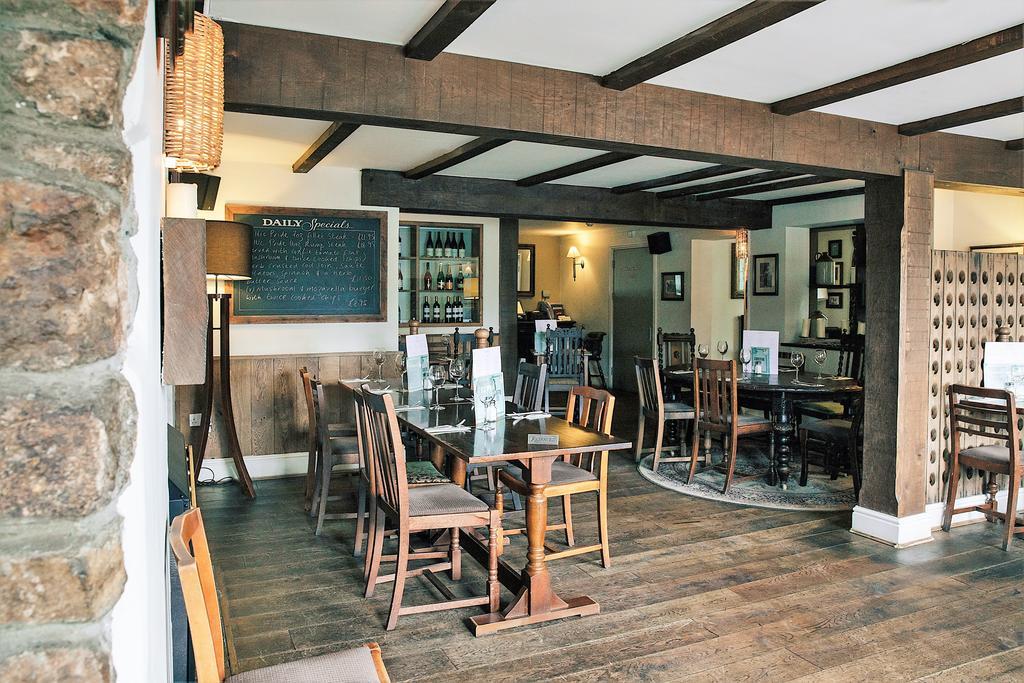 Rose And Crown Hotel Porthcawl Buitenkant foto