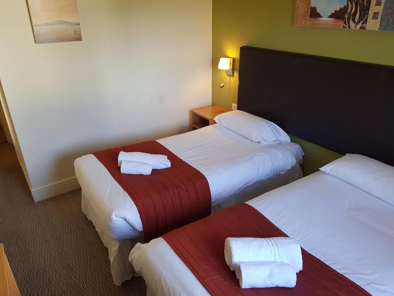 Rose And Crown Hotel Porthcawl Buitenkant foto