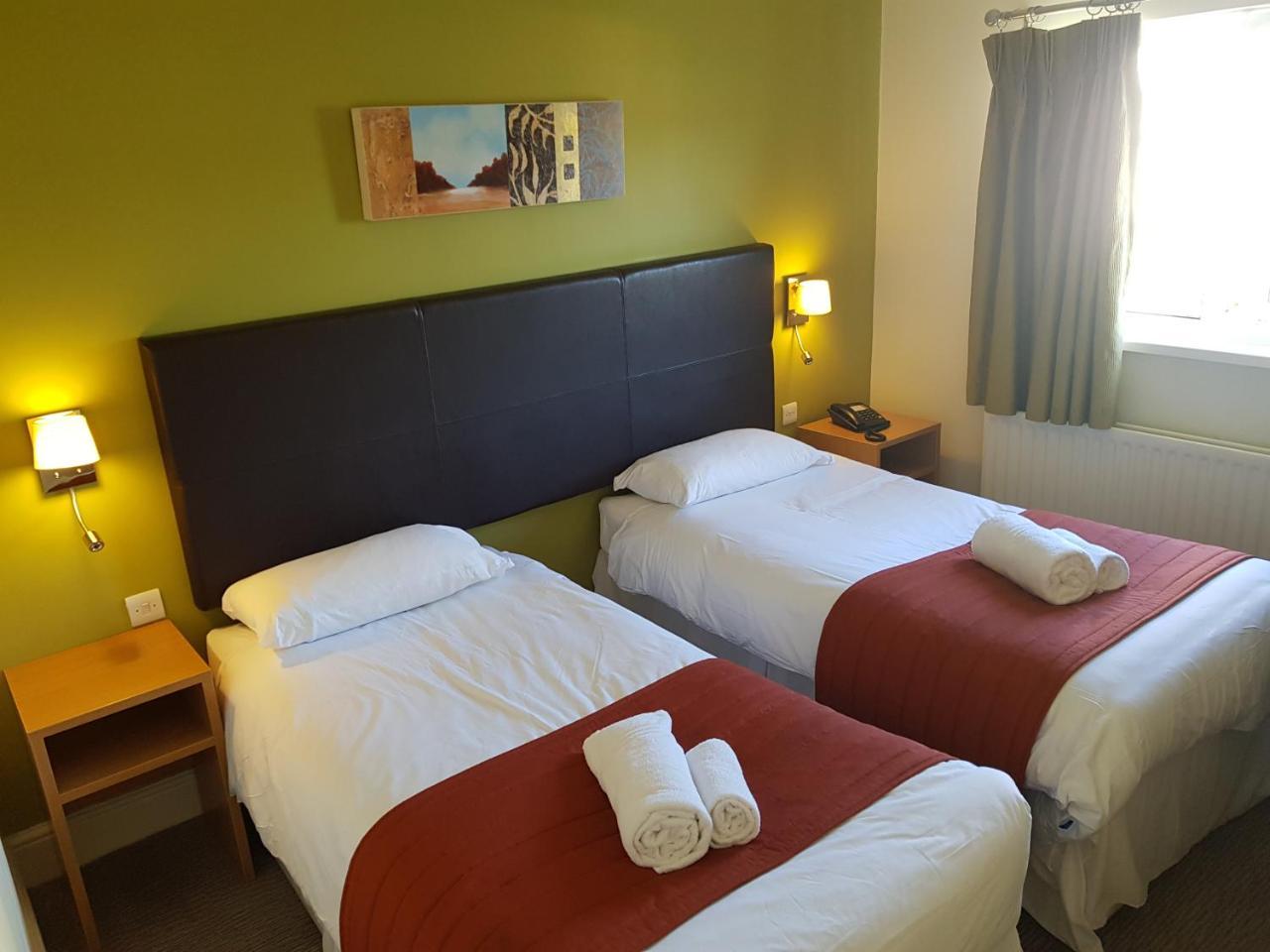 Rose And Crown Hotel Porthcawl Buitenkant foto