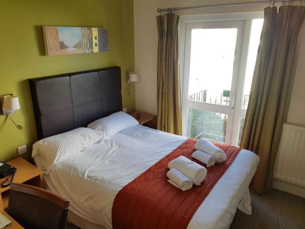 Rose And Crown Hotel Porthcawl Buitenkant foto